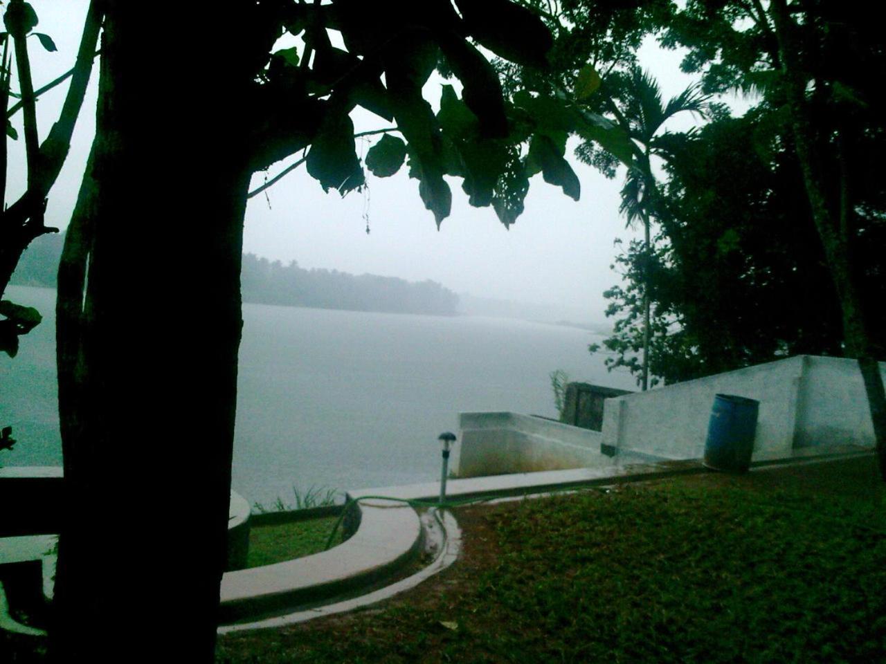 Lazy Gaze Hotell Ernakulam Exteriör bild